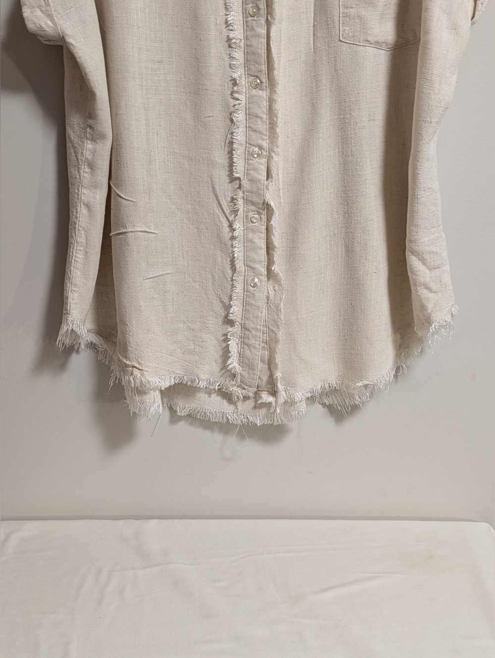 Umbree.  linen Rayon Blend raw hem and Button edge shirt Top Blouse.  2XL. - Picture 3 of 8